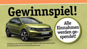 Eine Band spielt auf einer Bühne