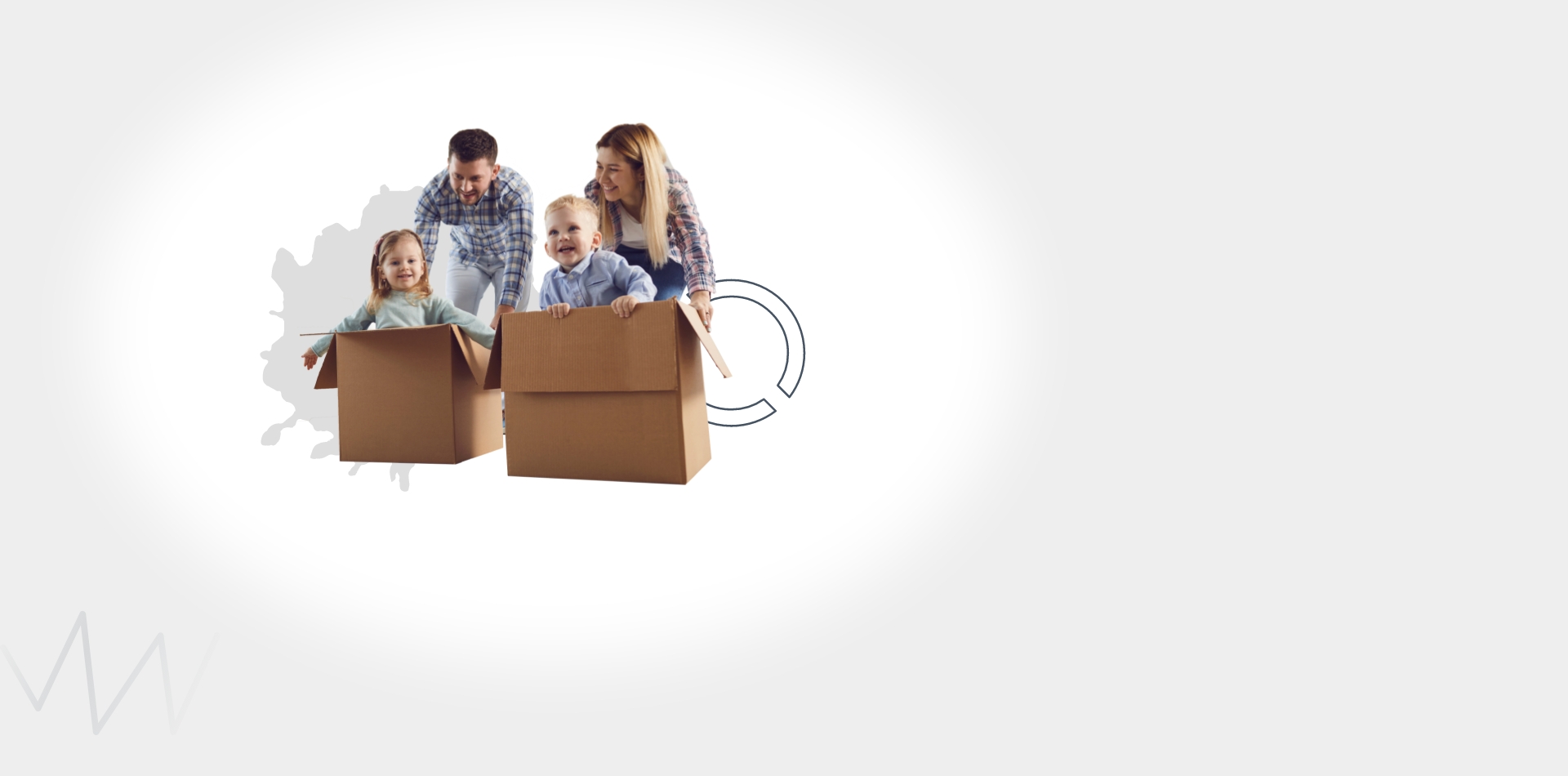 Eine Mutter hält ihre Tochter auf dem Arm