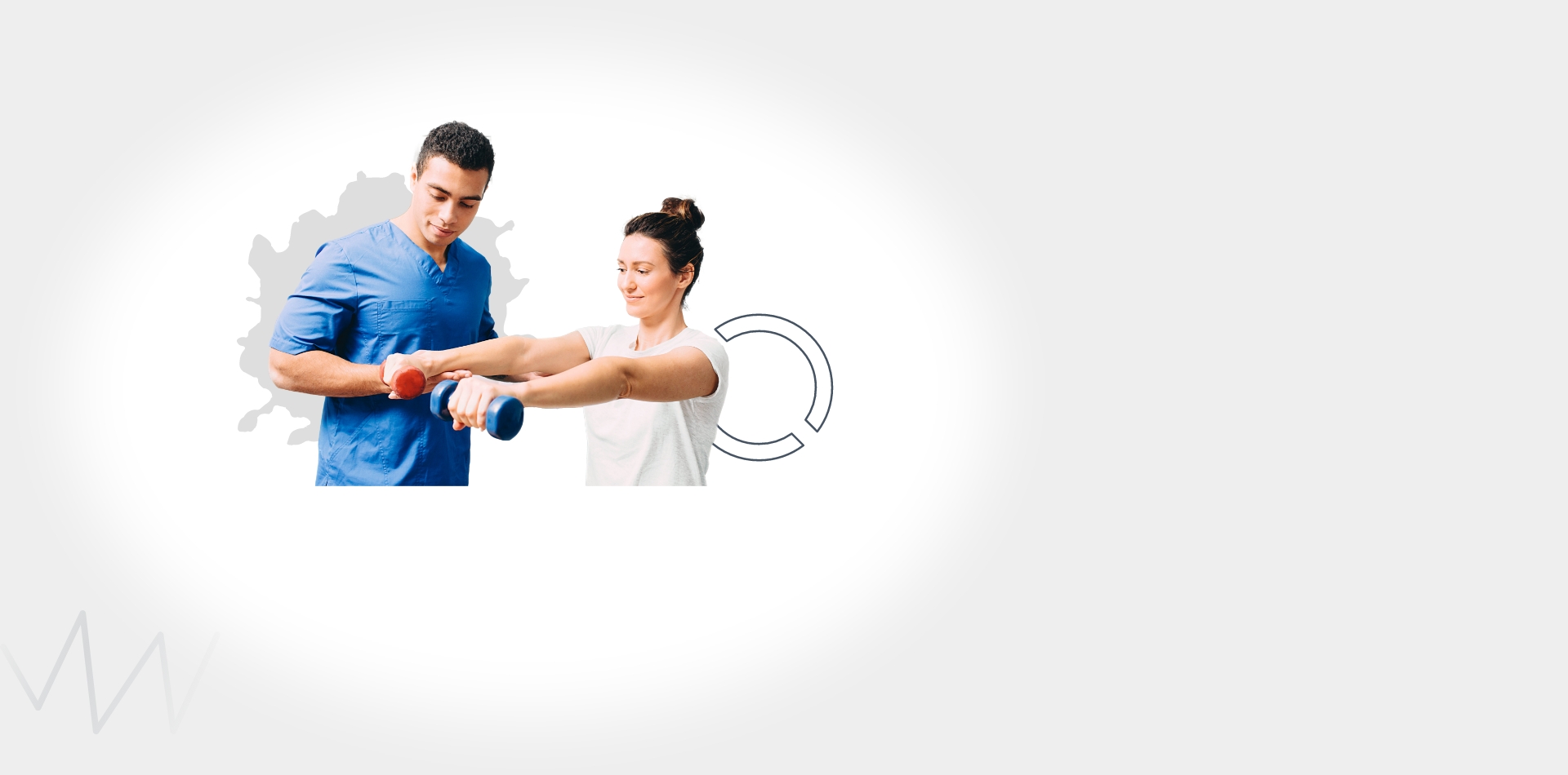 Eine Mutter hält ihre Tochter auf dem Arm